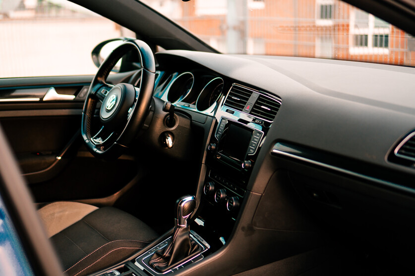 VW Golf 7 R mieten