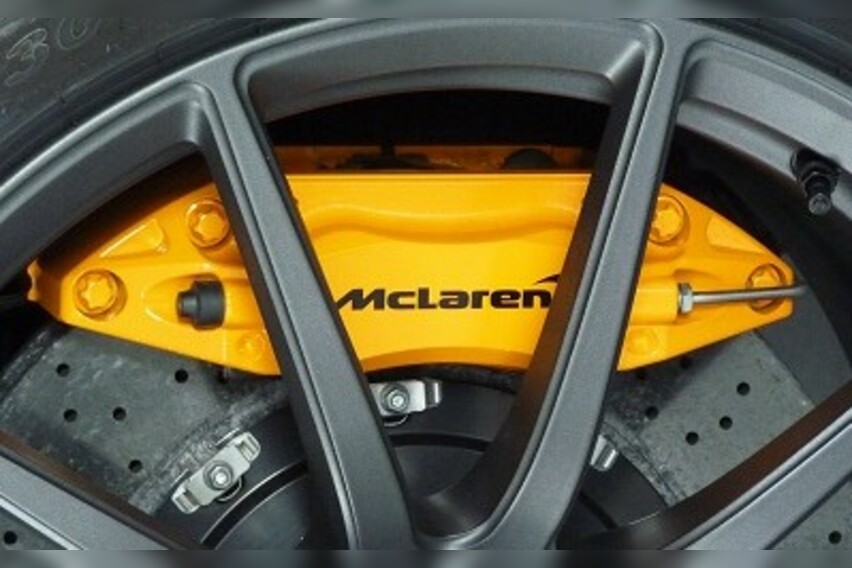 McLaren MP4-12C fahren
