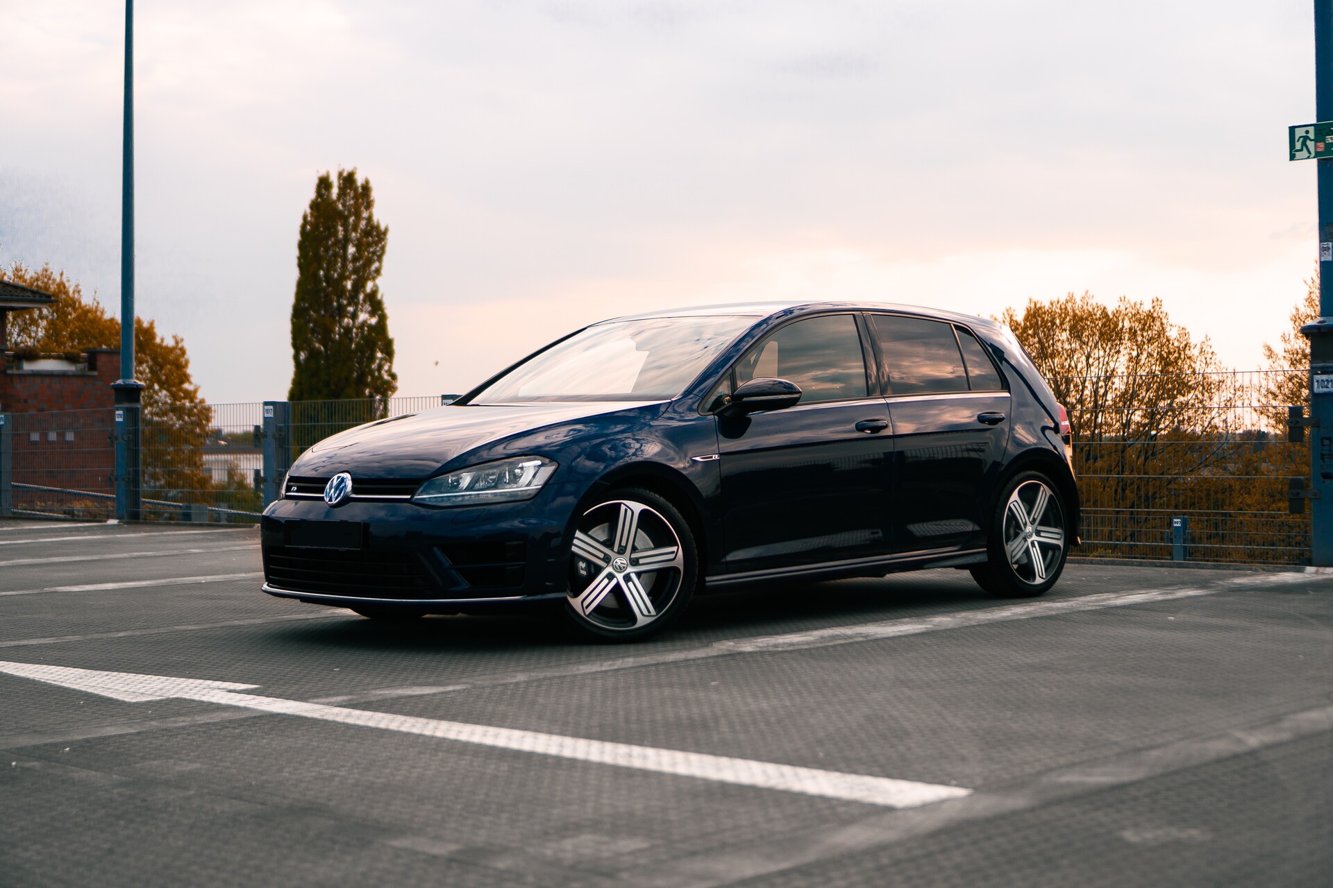 VW Golf 7 R mieten