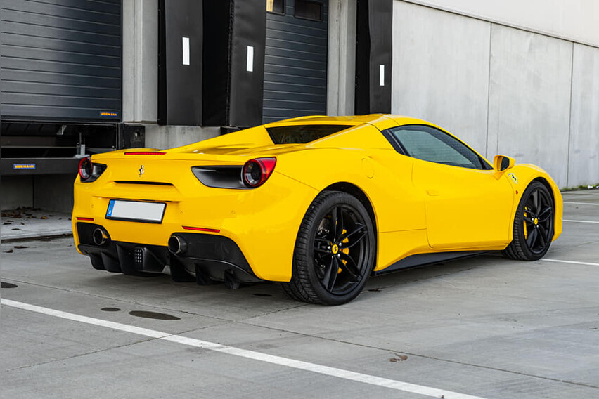 Ferrari 488 Spider fahren