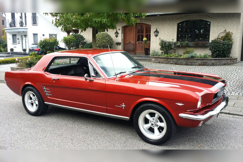 Ford Mustang Oldtimer fahren