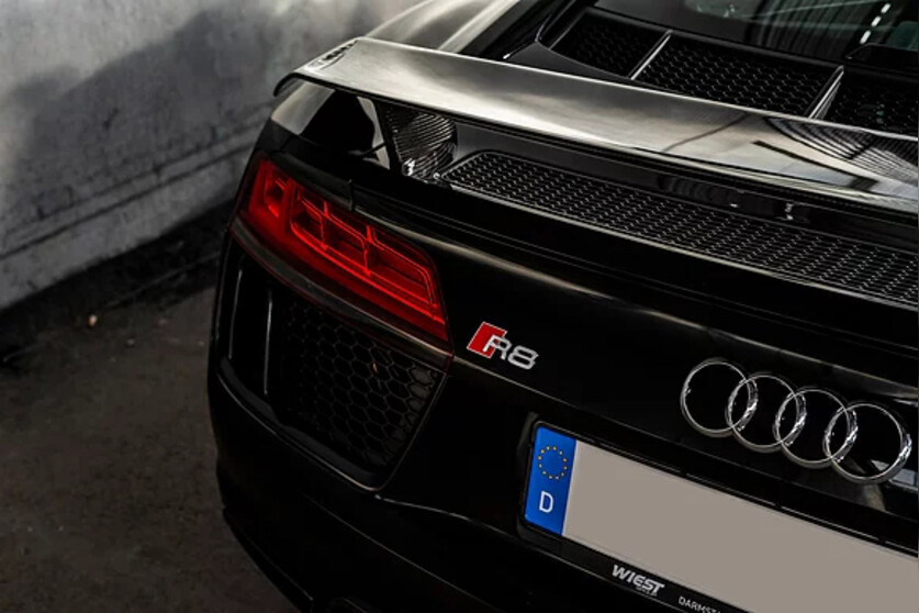 Audi R8 V10 Plus mieten