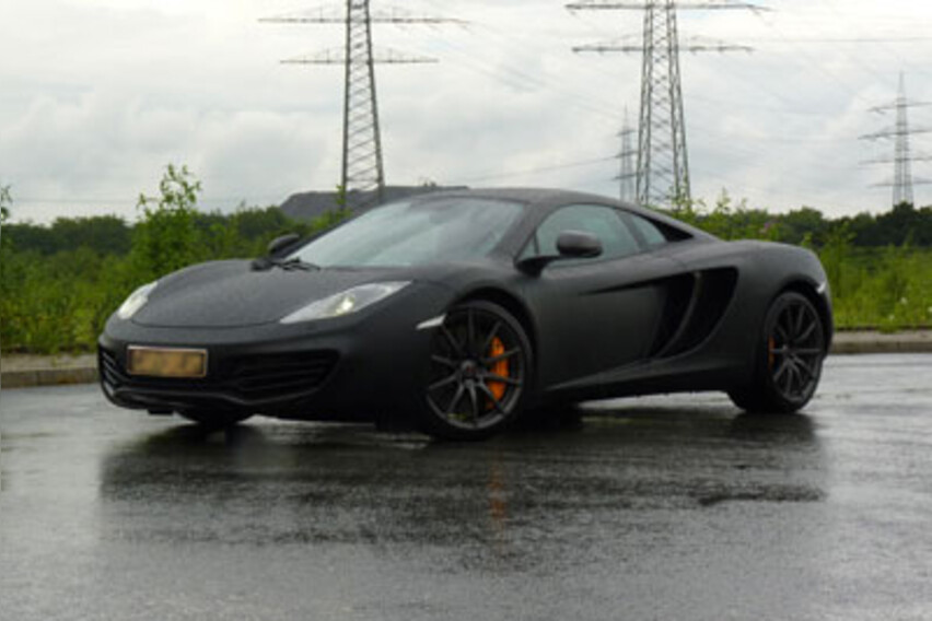 McLaren MP4-12C fahren