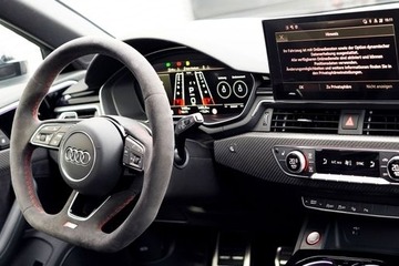 Audi RS4 Competition plus mieten