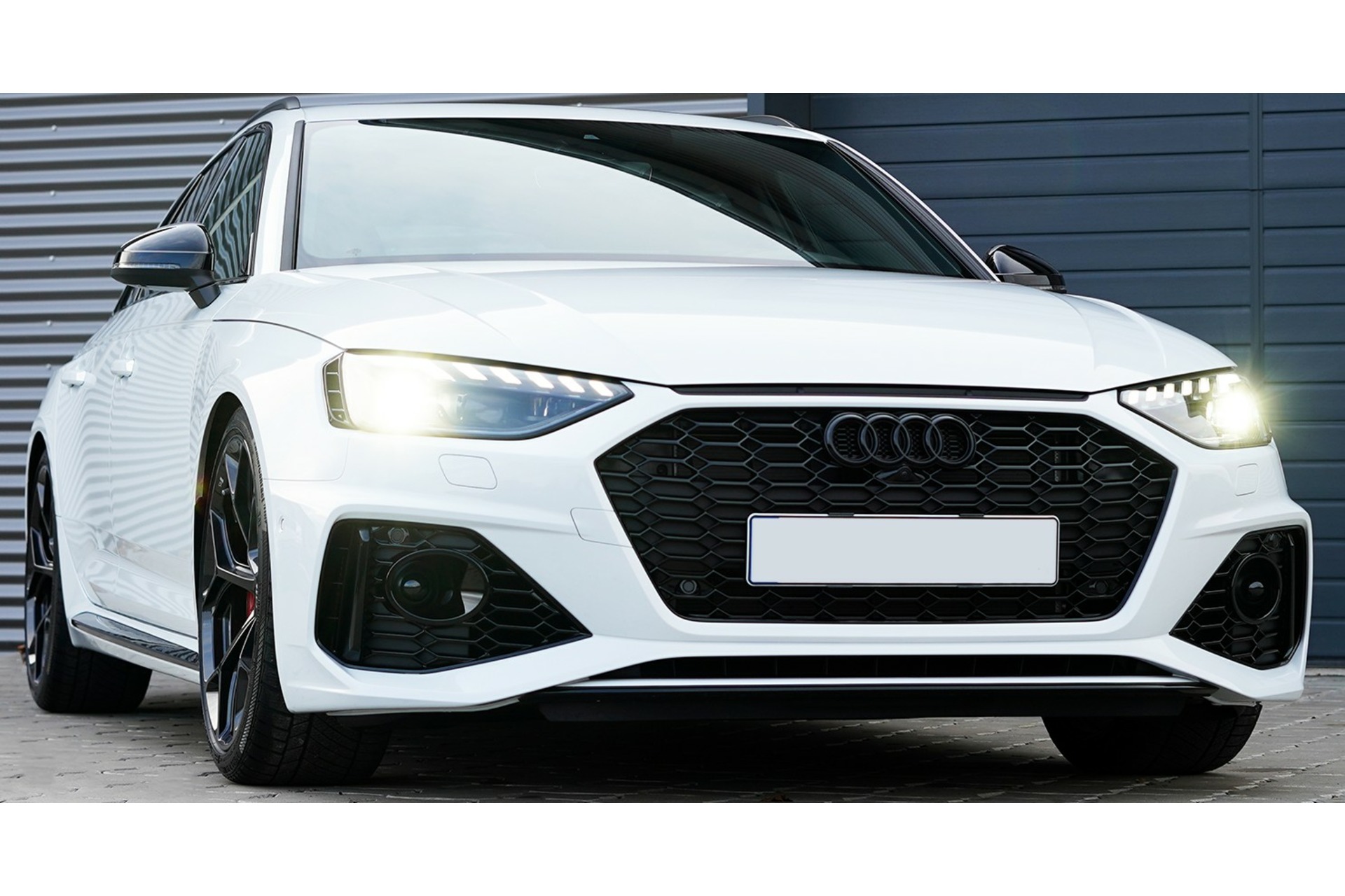 Audi RS4 Competition plus