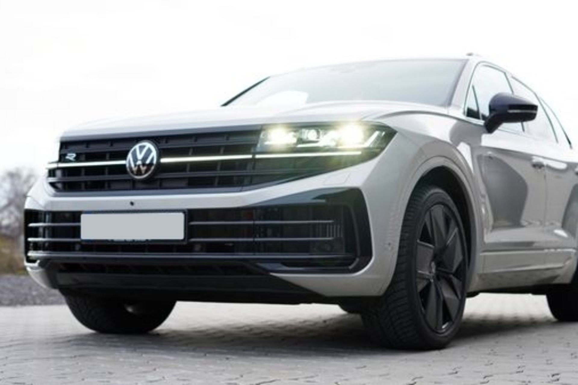 VW Touareg R eHybrid mieten