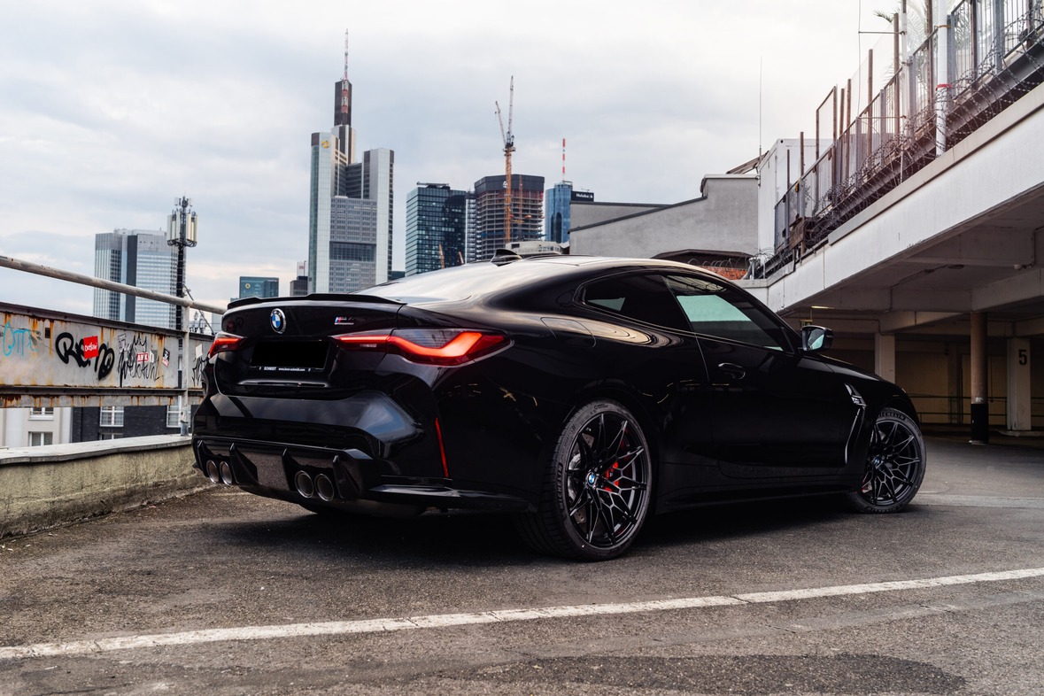 BMW M4 Competition xDrive mieten