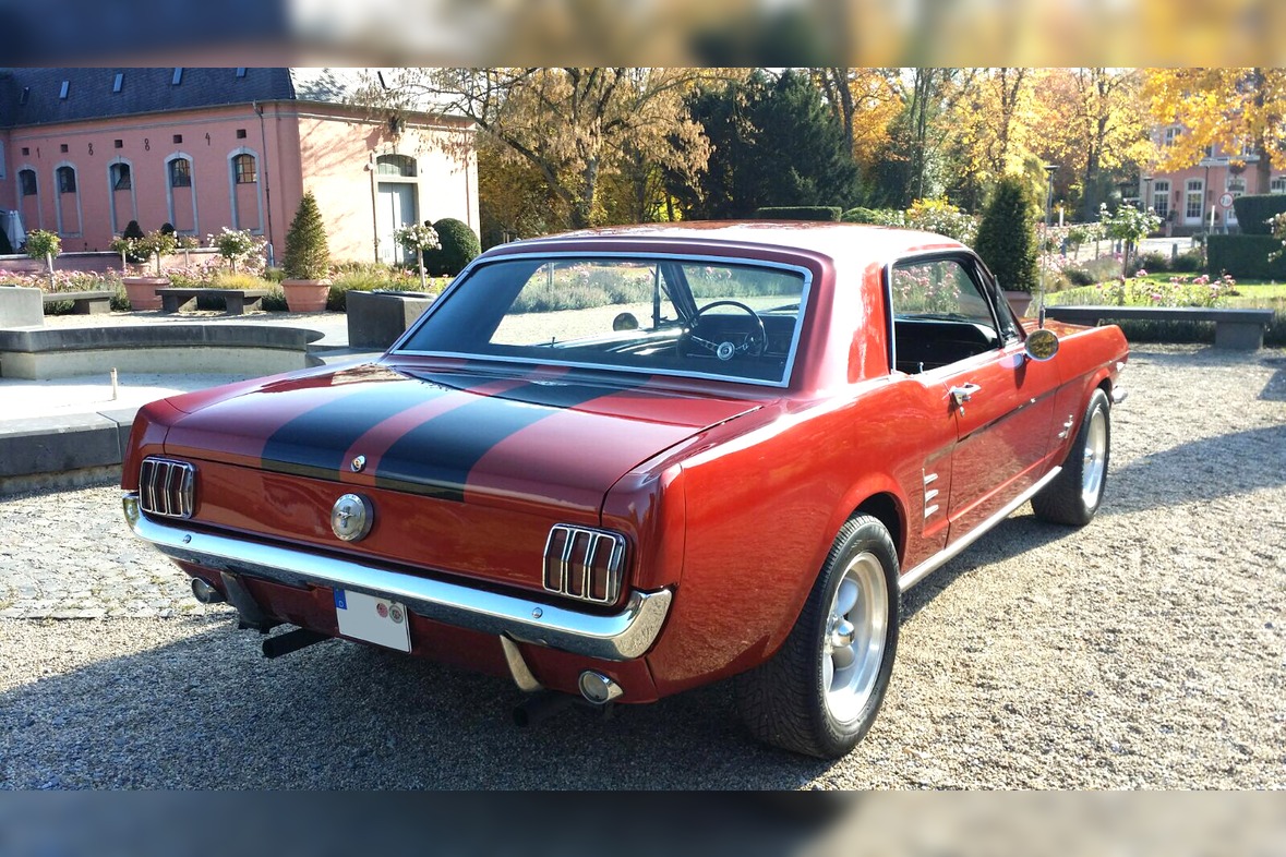 Ford Mustang Oldtimer mieten