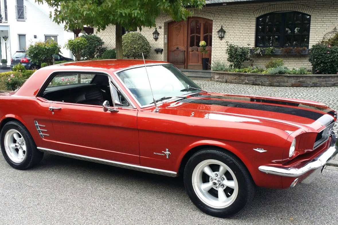 Ford Mustang Oldtimer mieten