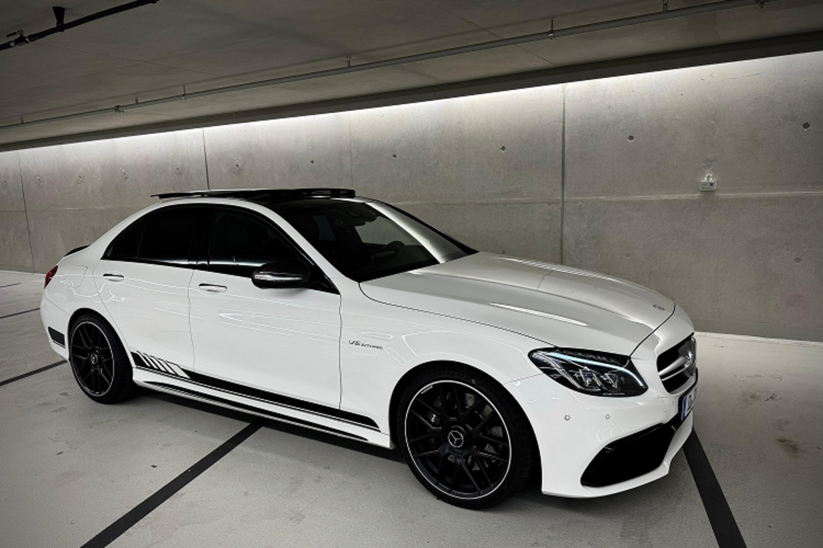 Mercedes C63 AMG mieten