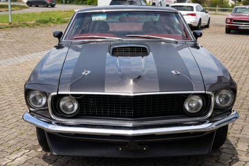 Ford Mustang Fastback mieten