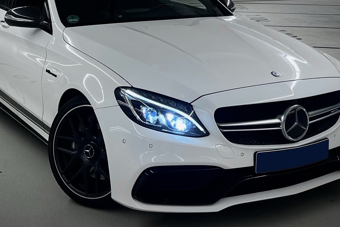 Mercedes C63 AMG mieten